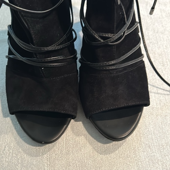 Franco Sarto Women’s ‘Quinera’ Peep Toe Sandal Bow Tied Shoes Size 7.5 - Picture 5 of 12